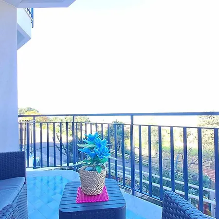 Pensionat Chez Lucy By Casa In Mente Cefalù