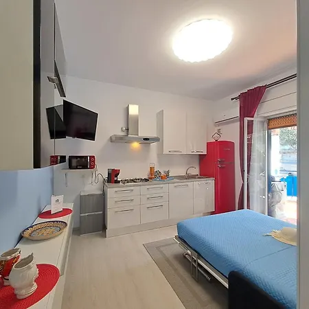 Pensionat Chez Lucy By Casa In Mente Cefalù